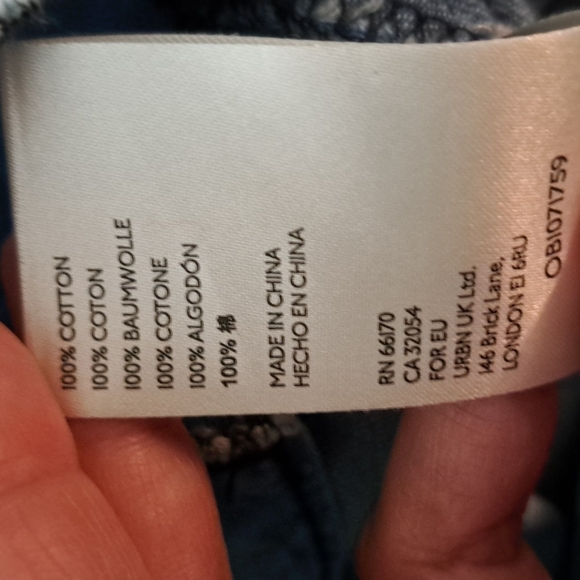 Free People We The Free With Love Chambray Denim Button Down Shacket siz… - Picture 9 of 9